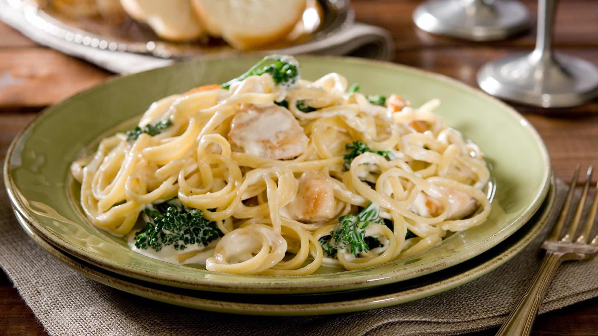 Crockpot Chicken Alfredo